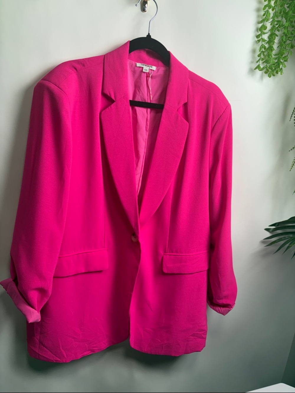Women's Hot Pink Single-Button Blazer - Classic Tailored Look